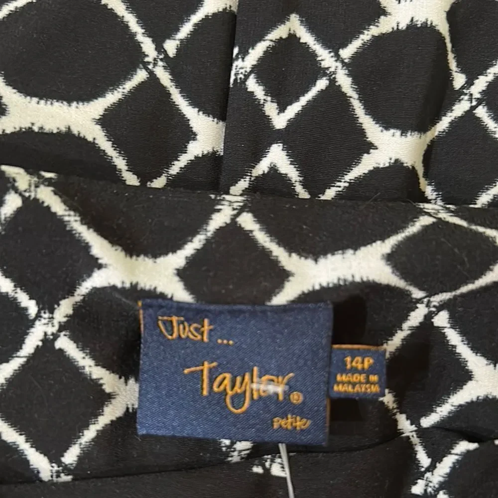 Just….Taylor Elegant Black and White Gathered Patterned Dress Size 14P